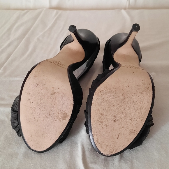 Open Toe Black Heels with Rosette Detail - Picture 5 of 6